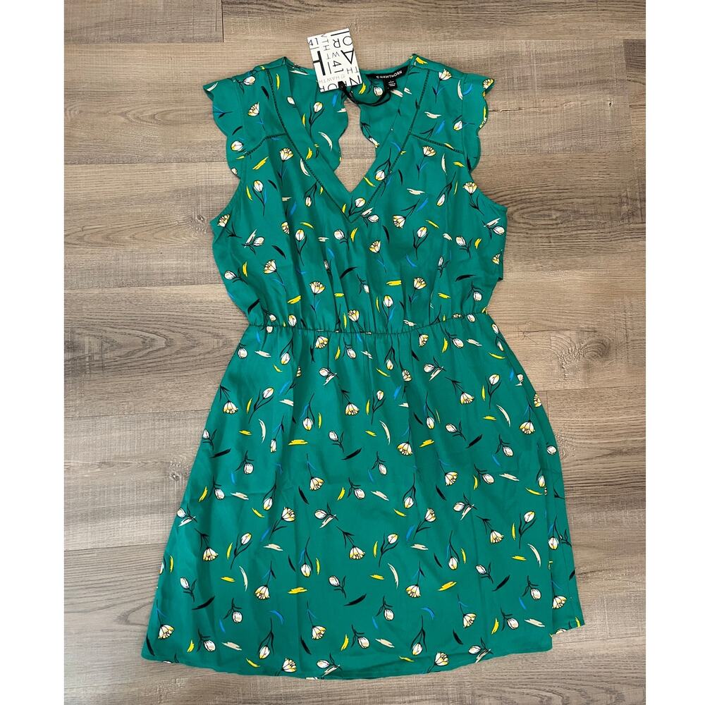 NWT 41 Hawthorn Green Floral Sleeveless V-neck Dress - Petite